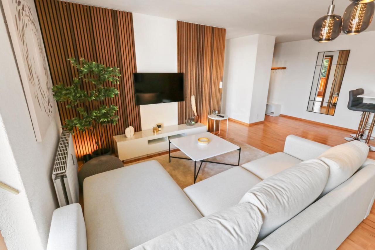 Logement Chaleureux Au Coeur De La Station 克莱恩 蒙塔纳 外观 照片