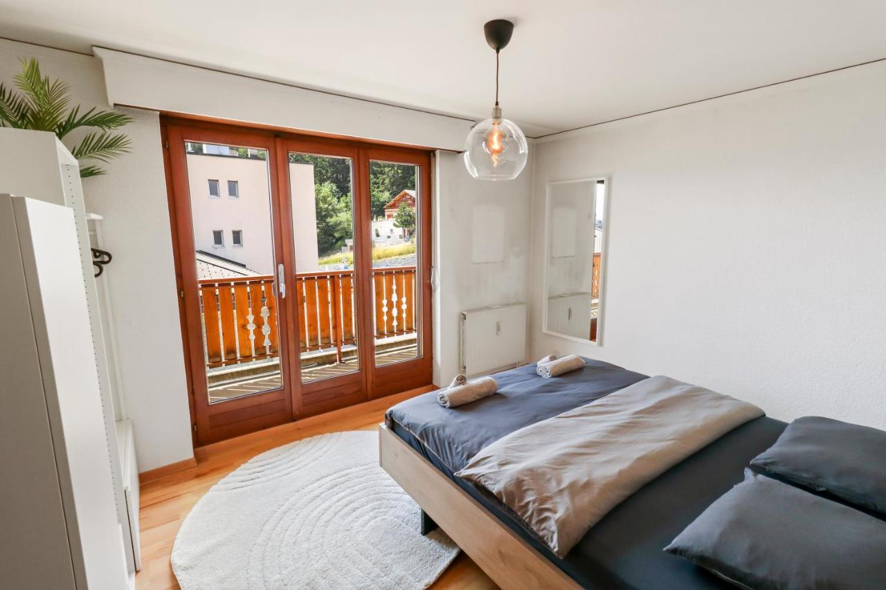 Logement Chaleureux Au Coeur De La Station 克莱恩 蒙塔纳 外观 照片