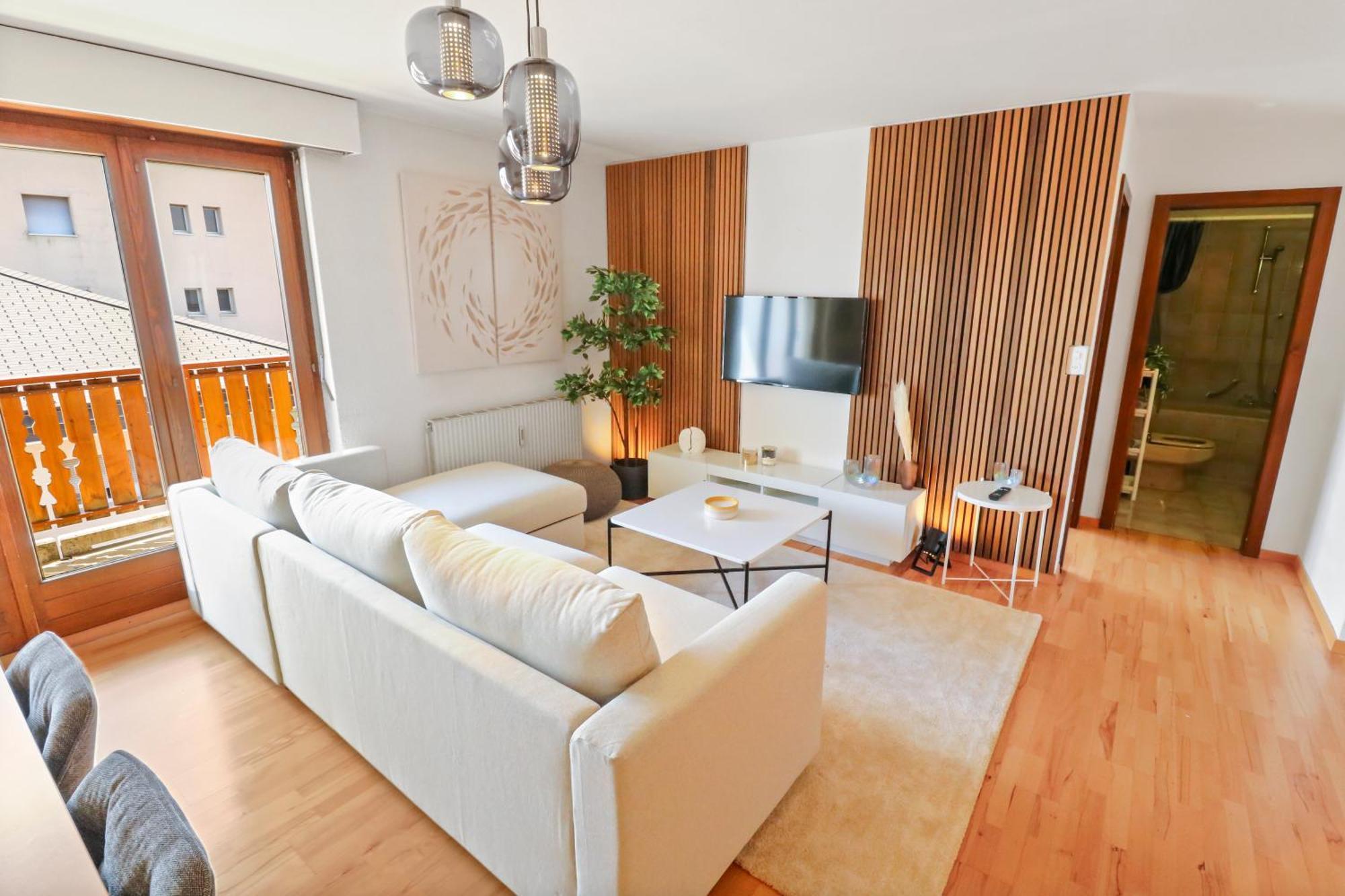 Logement Chaleureux Au Coeur De La Station 克莱恩 蒙塔纳 外观 照片